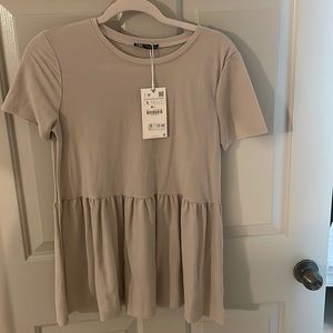 NEW ZARA TOP BEIGE SIZE SMALL